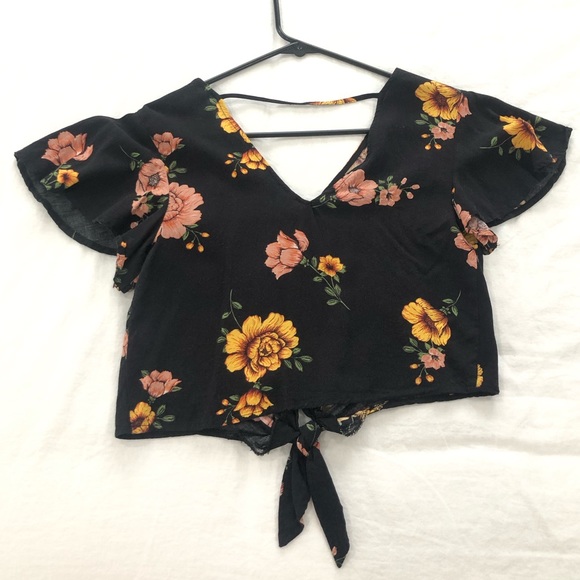 Xhilaration Floral Front Tie Crop Top Size M - Picture 3 of 4